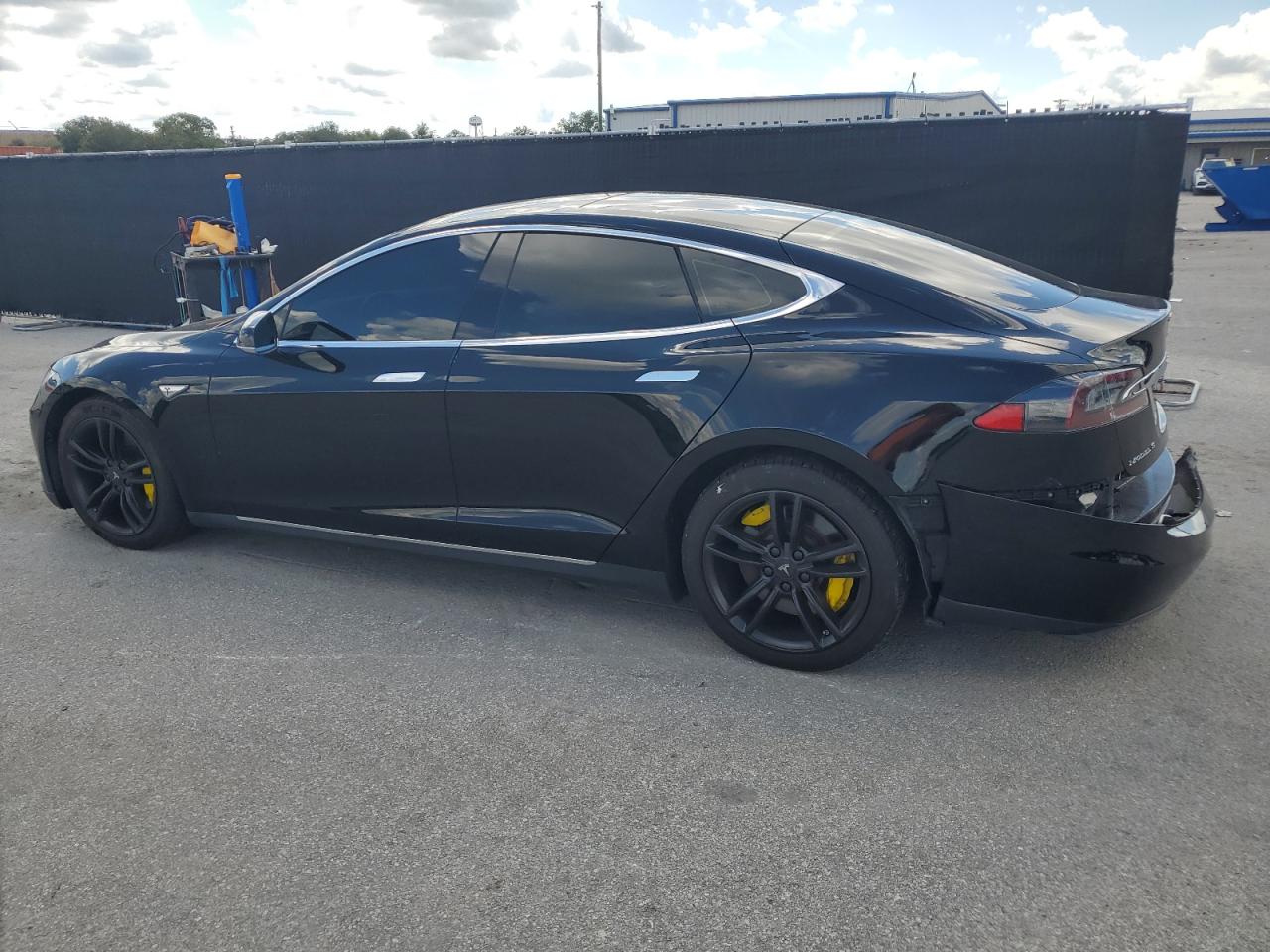 TESLA MODEL S