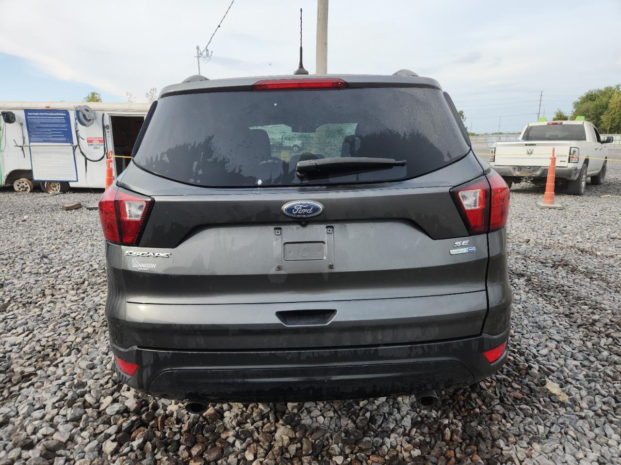 FORD ESCAPE SE