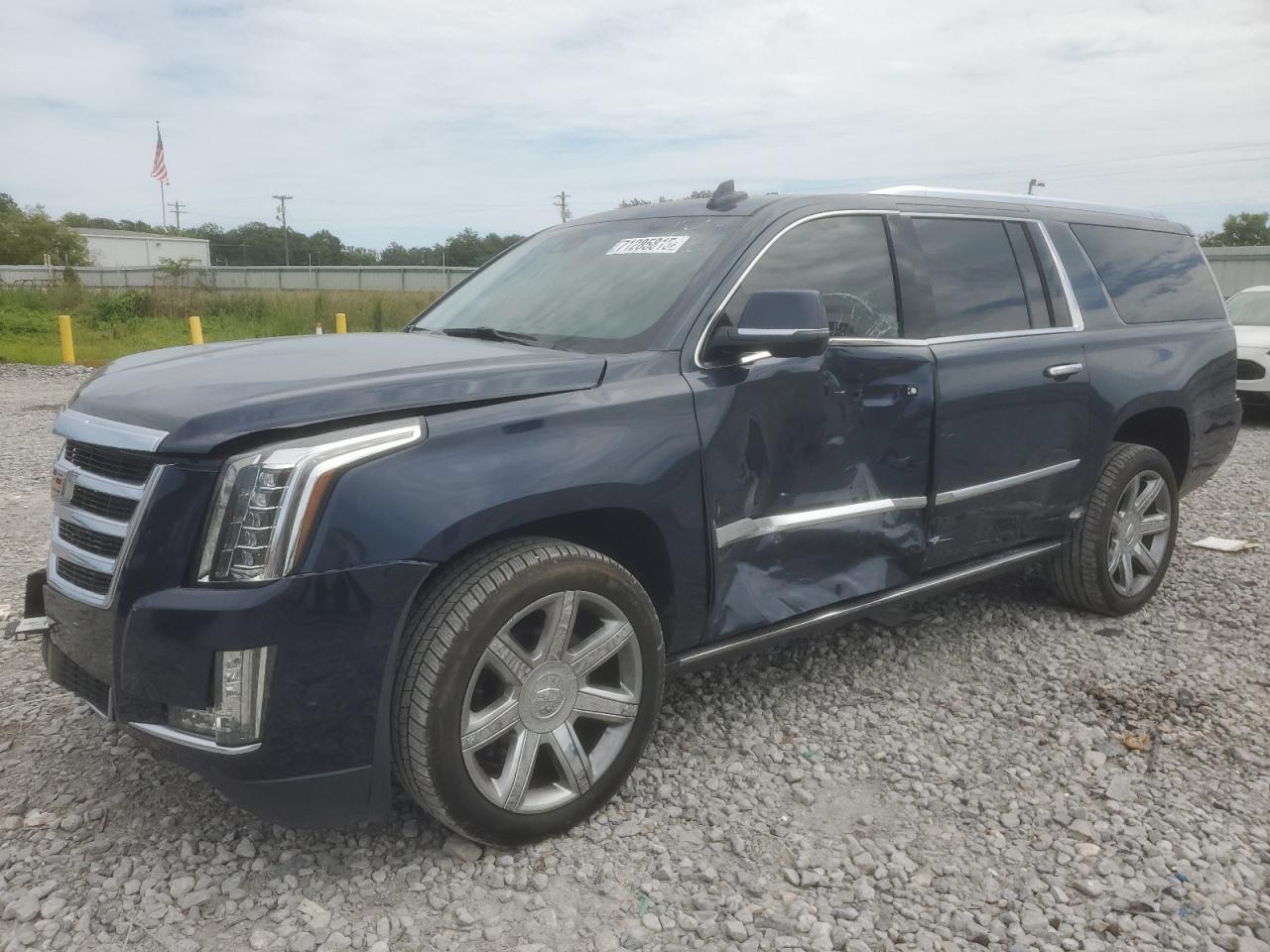 CADILLAC ESCALADE ESV PREMIUM LUXURY