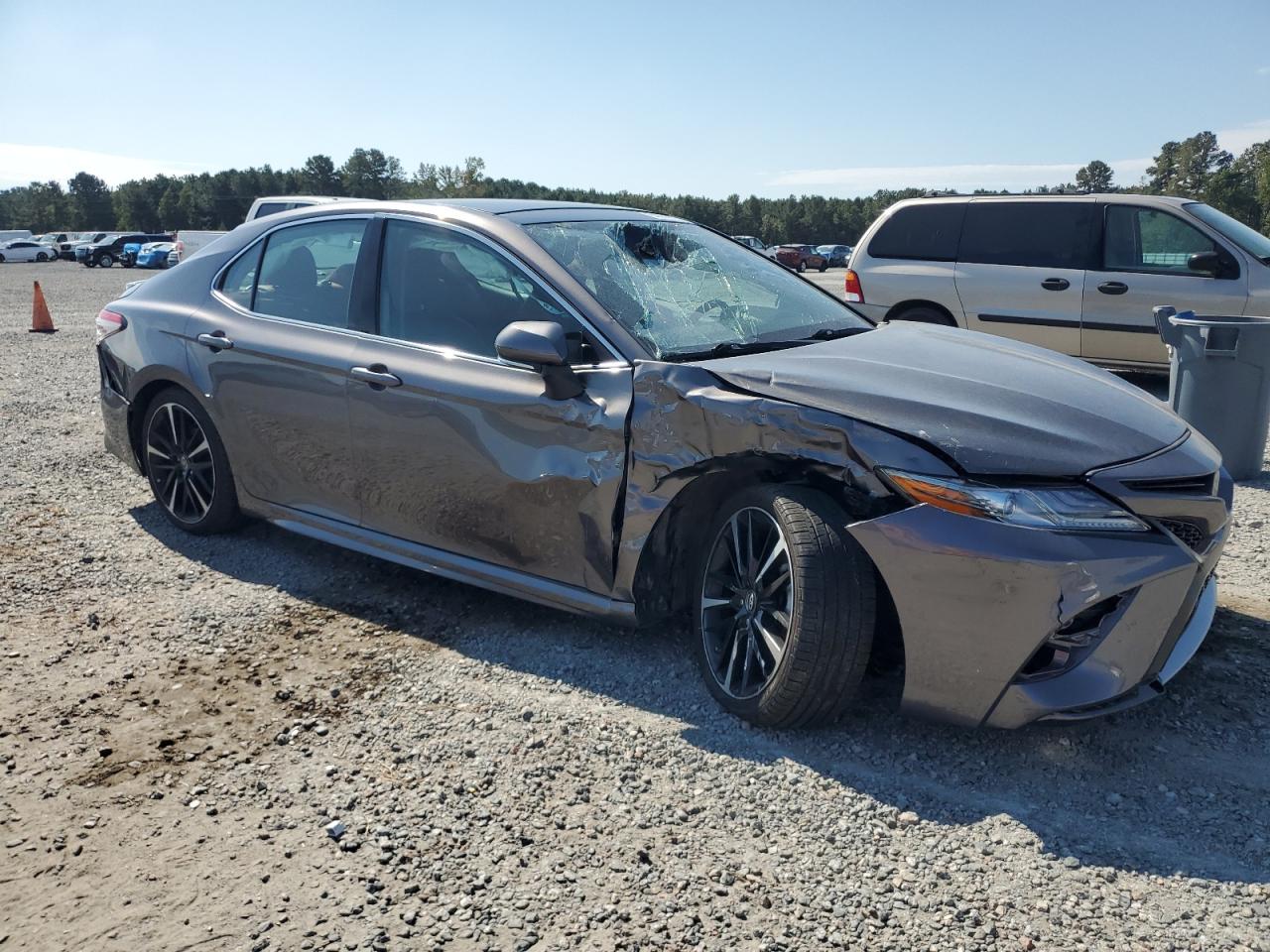 TOYOTA CAMRY XSE