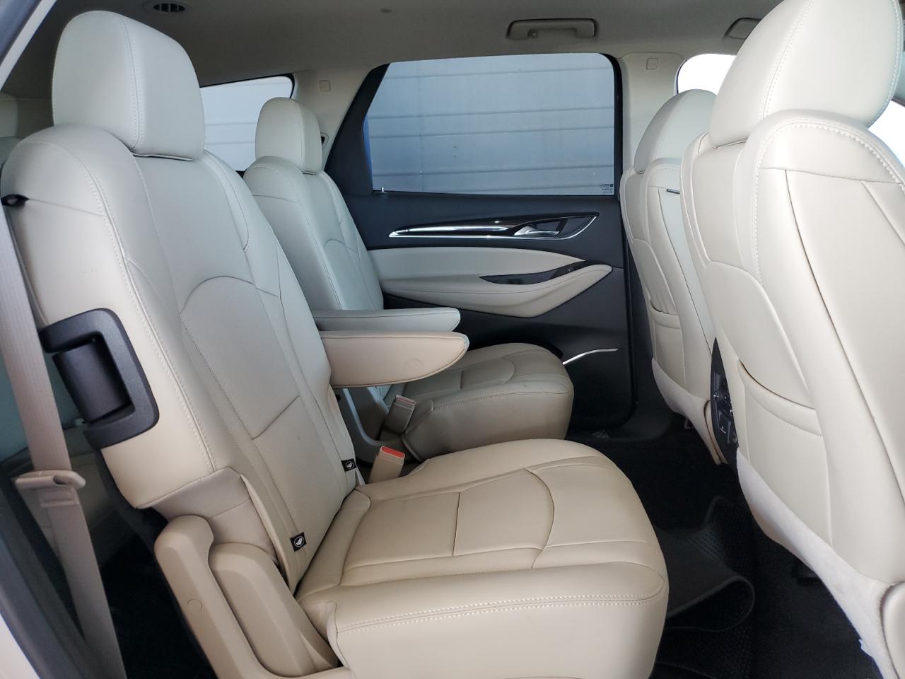 BUICK ENCLAVE ESSENCE