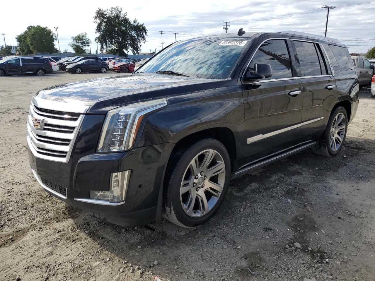 CADILLAC ESCALADE PREMIUM