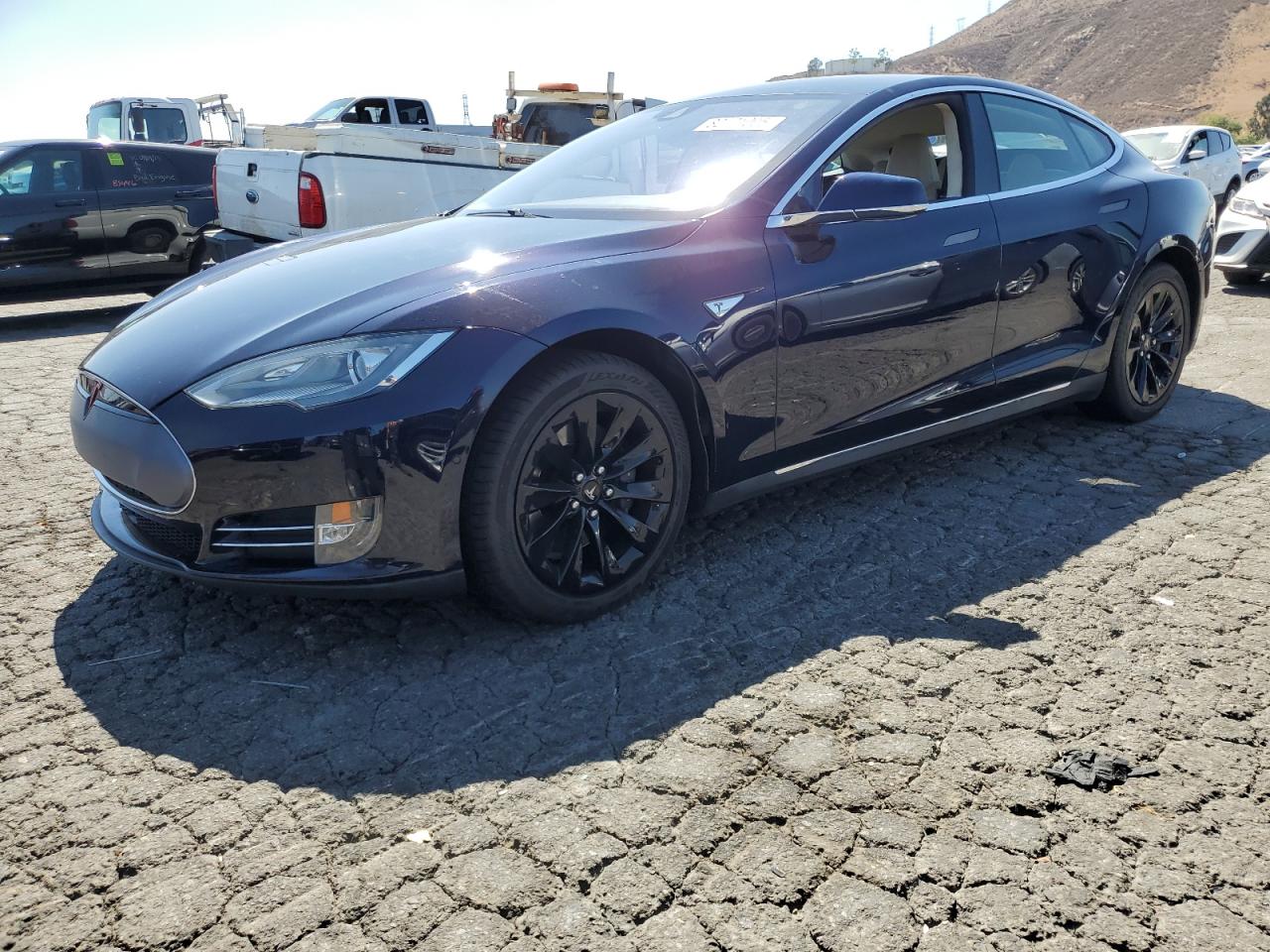 TESLA MODEL S