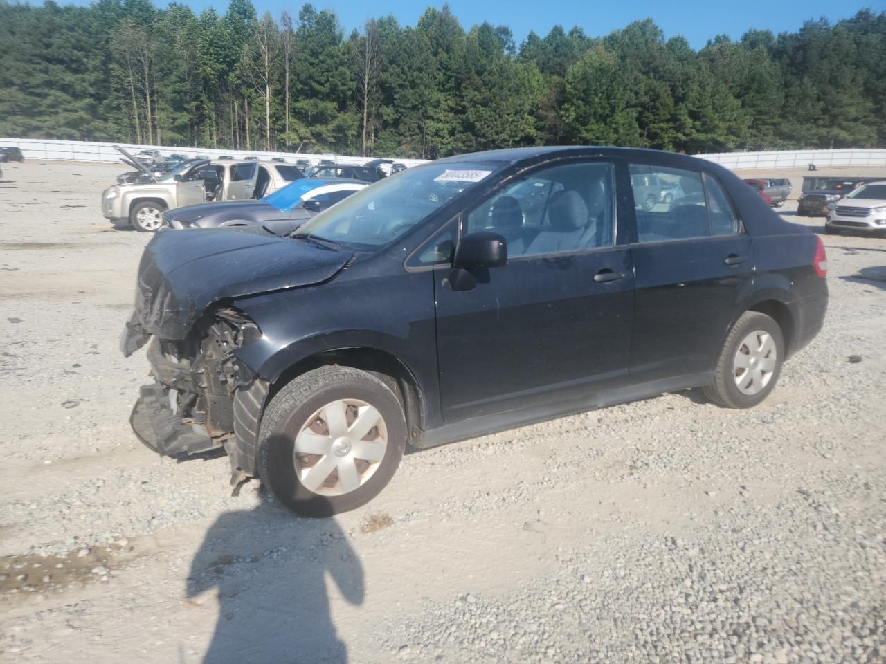 NISSAN VERSA S