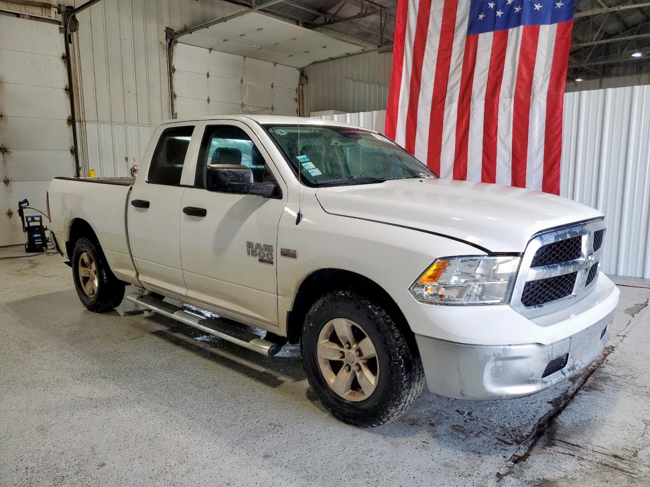 RAM 1500 TRADESMAN