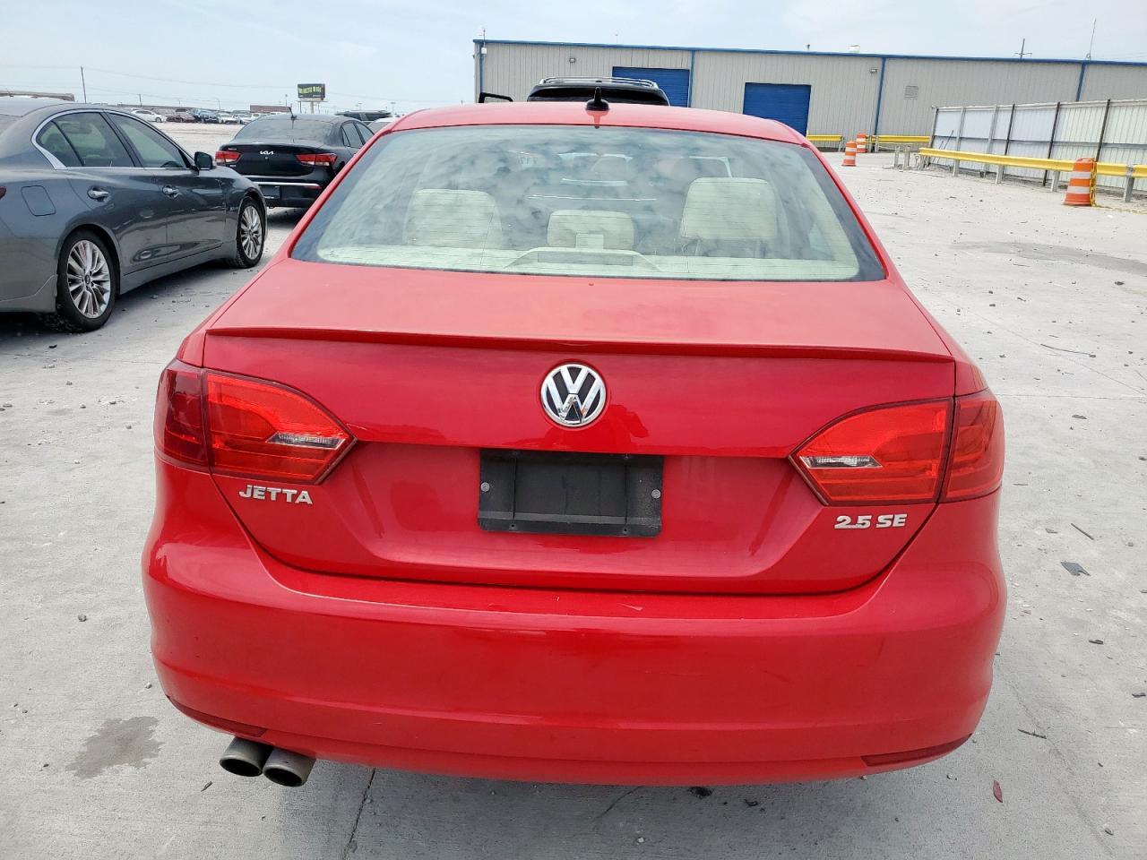 VOLKSWAGEN JETTA SE