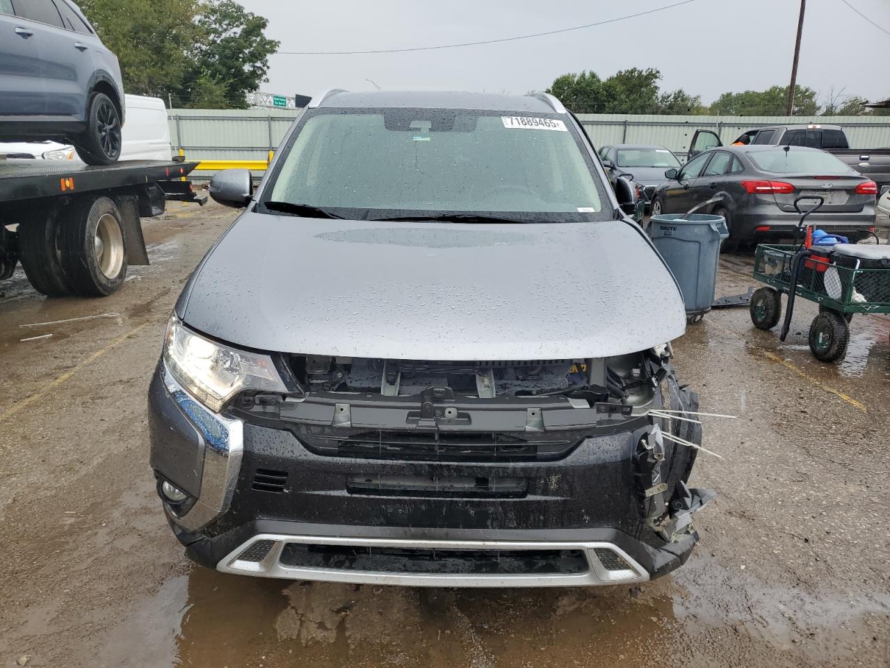 MITSUBISHI OUTLANDER SE