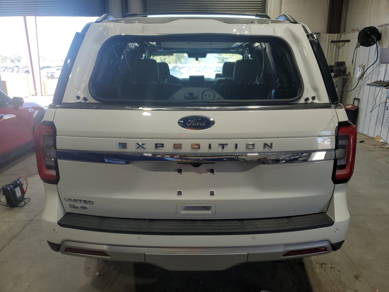 FORD EXPEDITION LIMITED