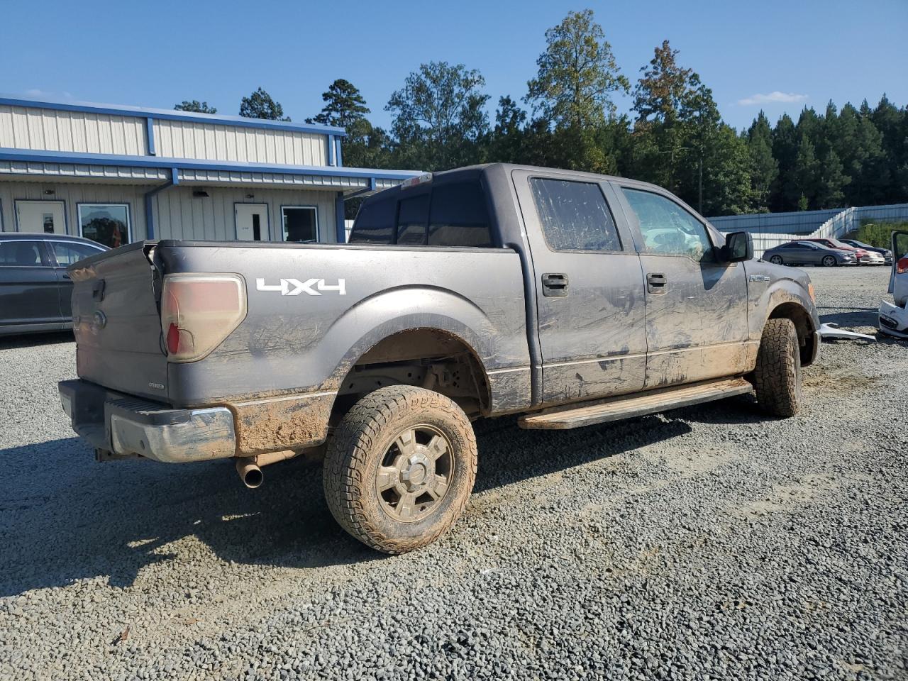 FORD F-150 SUPERCREW