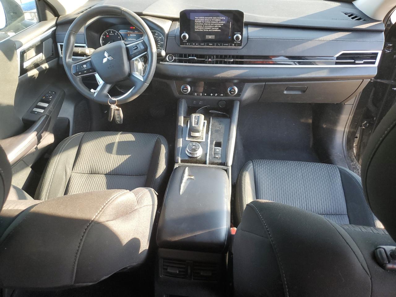 MITSUBISHI OUTLANDER ES