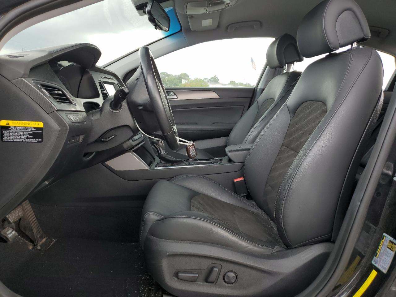 HYUNDAI SONATA SPORT