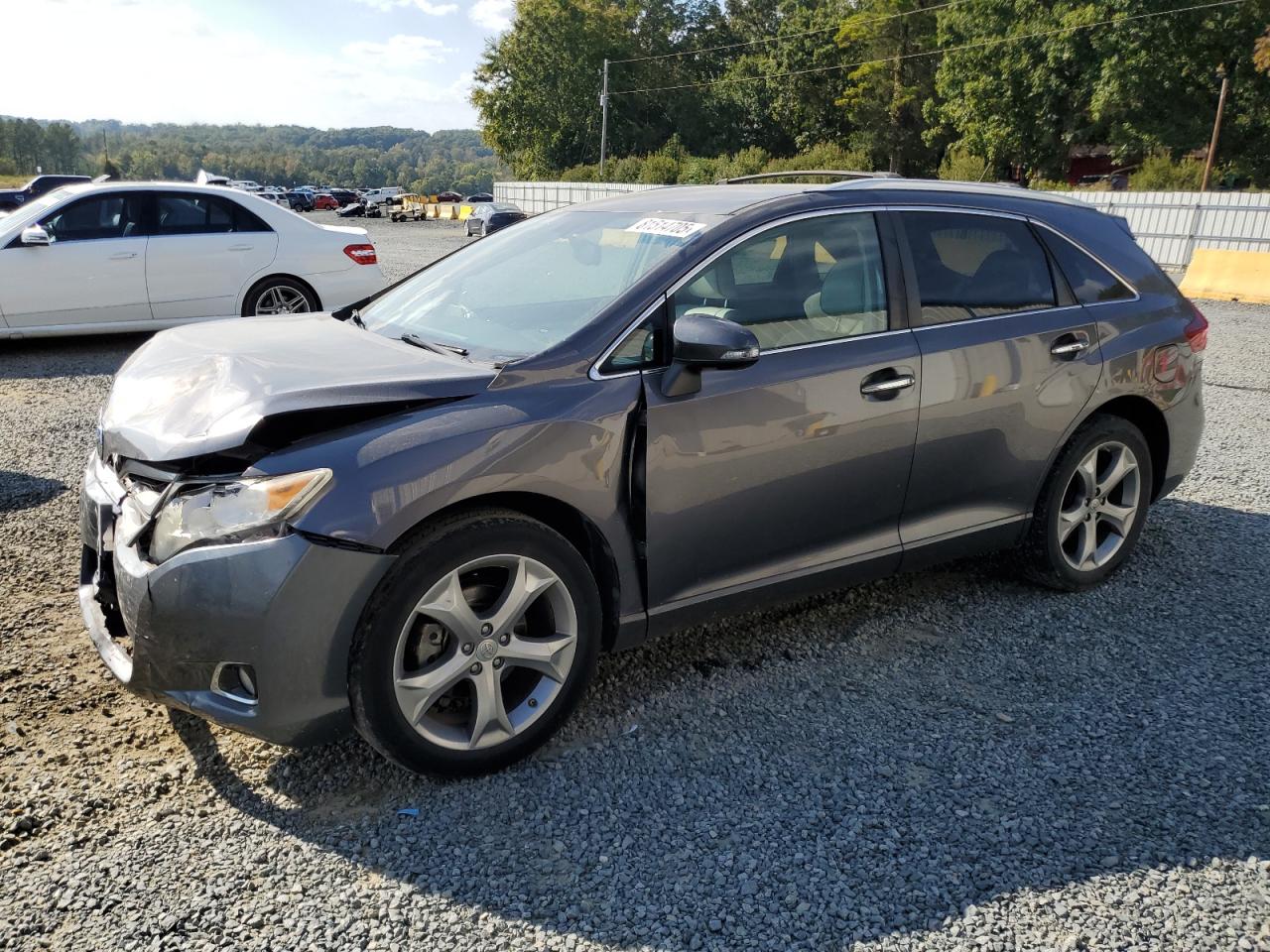 TOYOTA VENZA LE