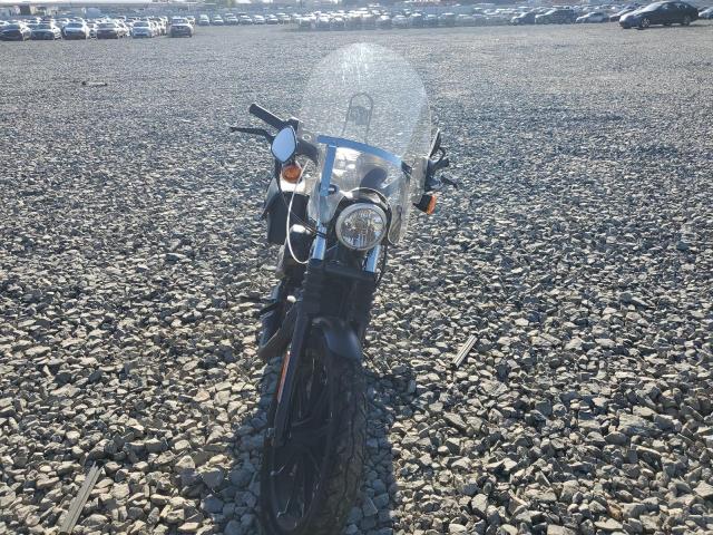 2017 HARLEY-DAVIDSON XL883 IRON 1HD4LE232HC410028