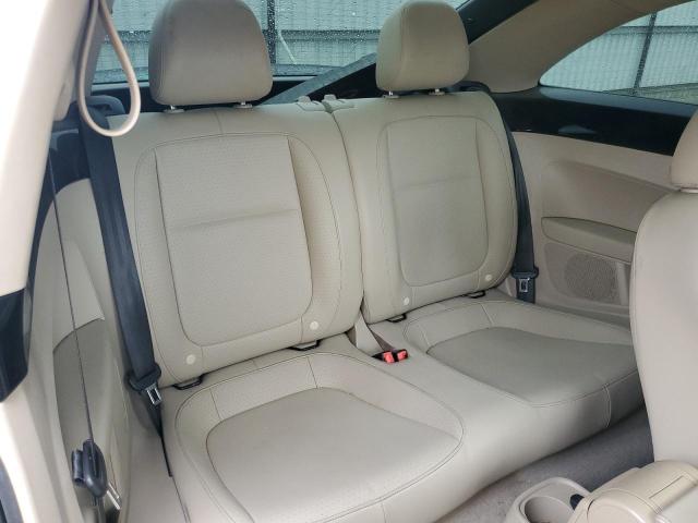 2016 VOLKSWAGEN BEETLE SE 3VWJ17AT0GM606289