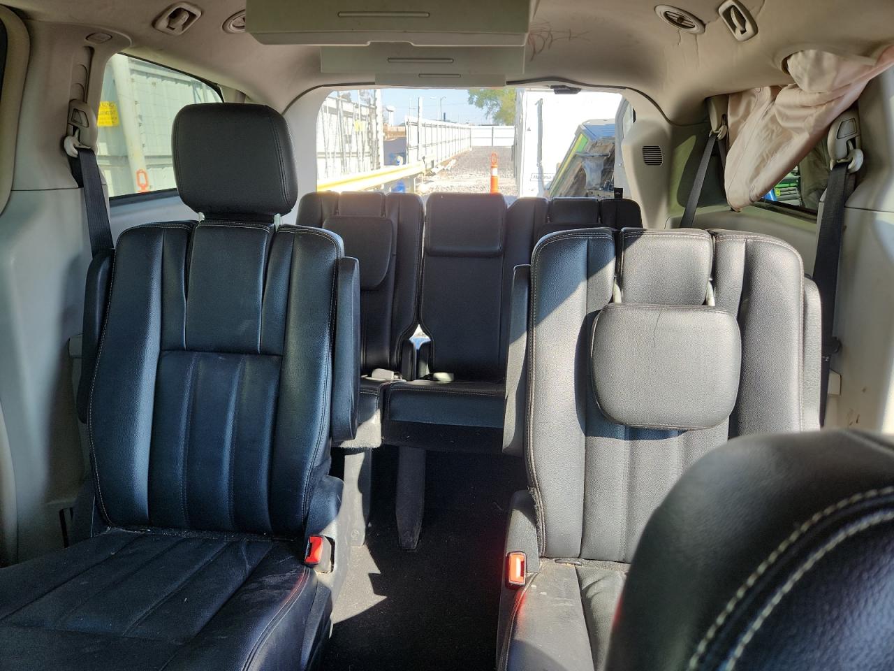 CHRYSLER TOWN & COUNTRY TOURING