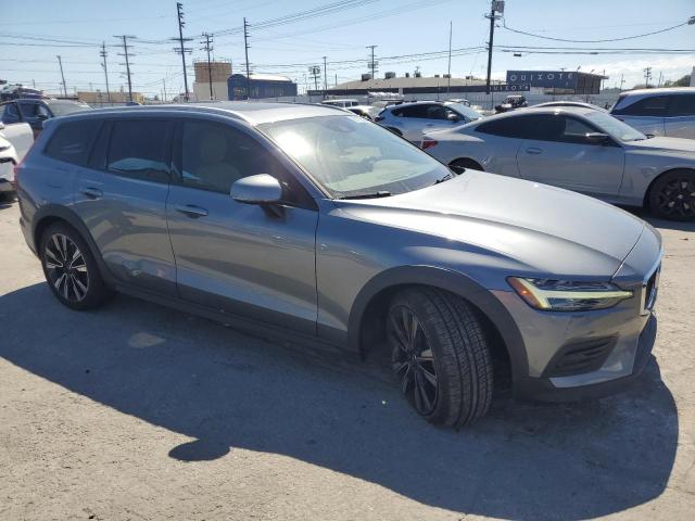 2020 VOLVO V60 CROSS YV4102WK0L1043046