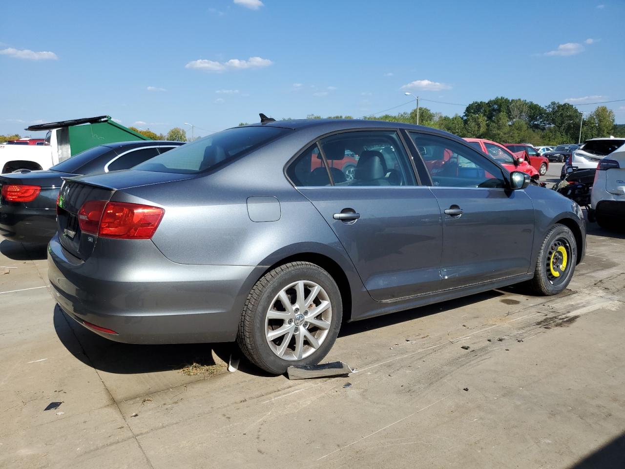 VOLKSWAGEN JETTA SE