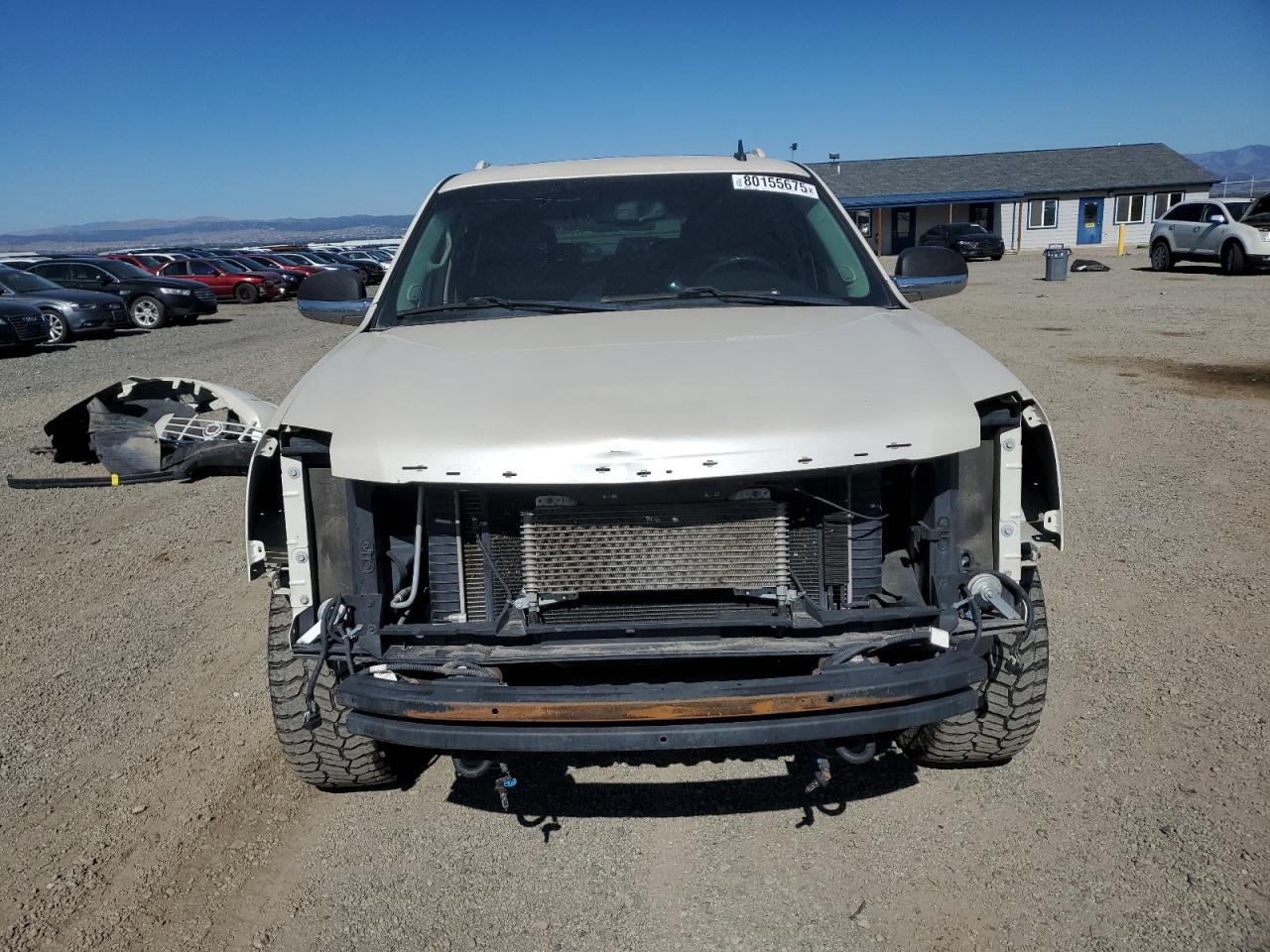 CADILLAC ESCALADE ESV LUXURY