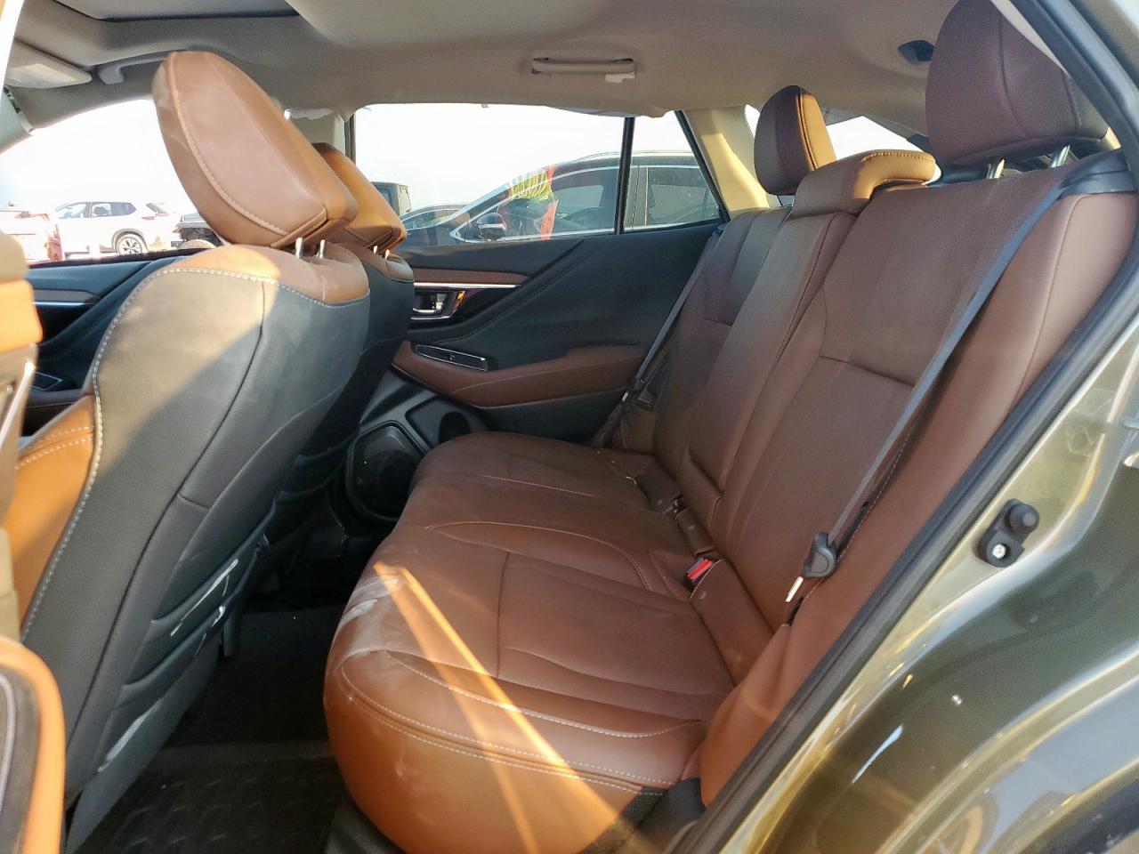 SUBARU OUTBACK TOURING