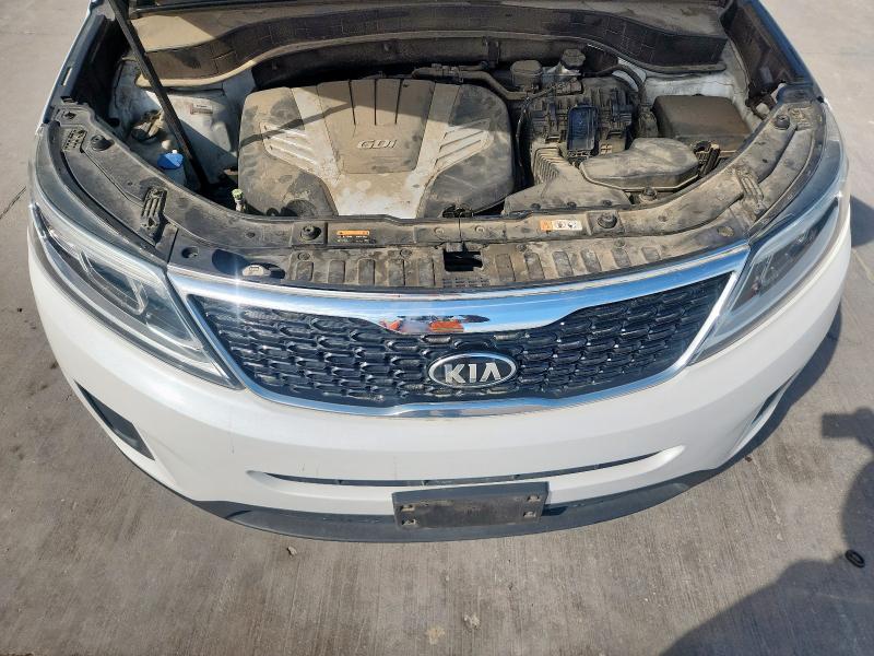 2015 KIA SORENTO LX - 5XYKTDA76FG658573