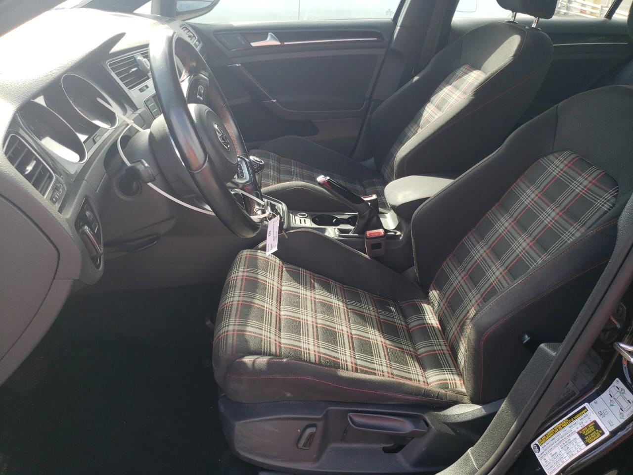 VOLKSWAGEN GOLF GTI S