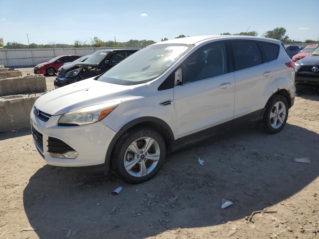 FORD ESCAPE SE