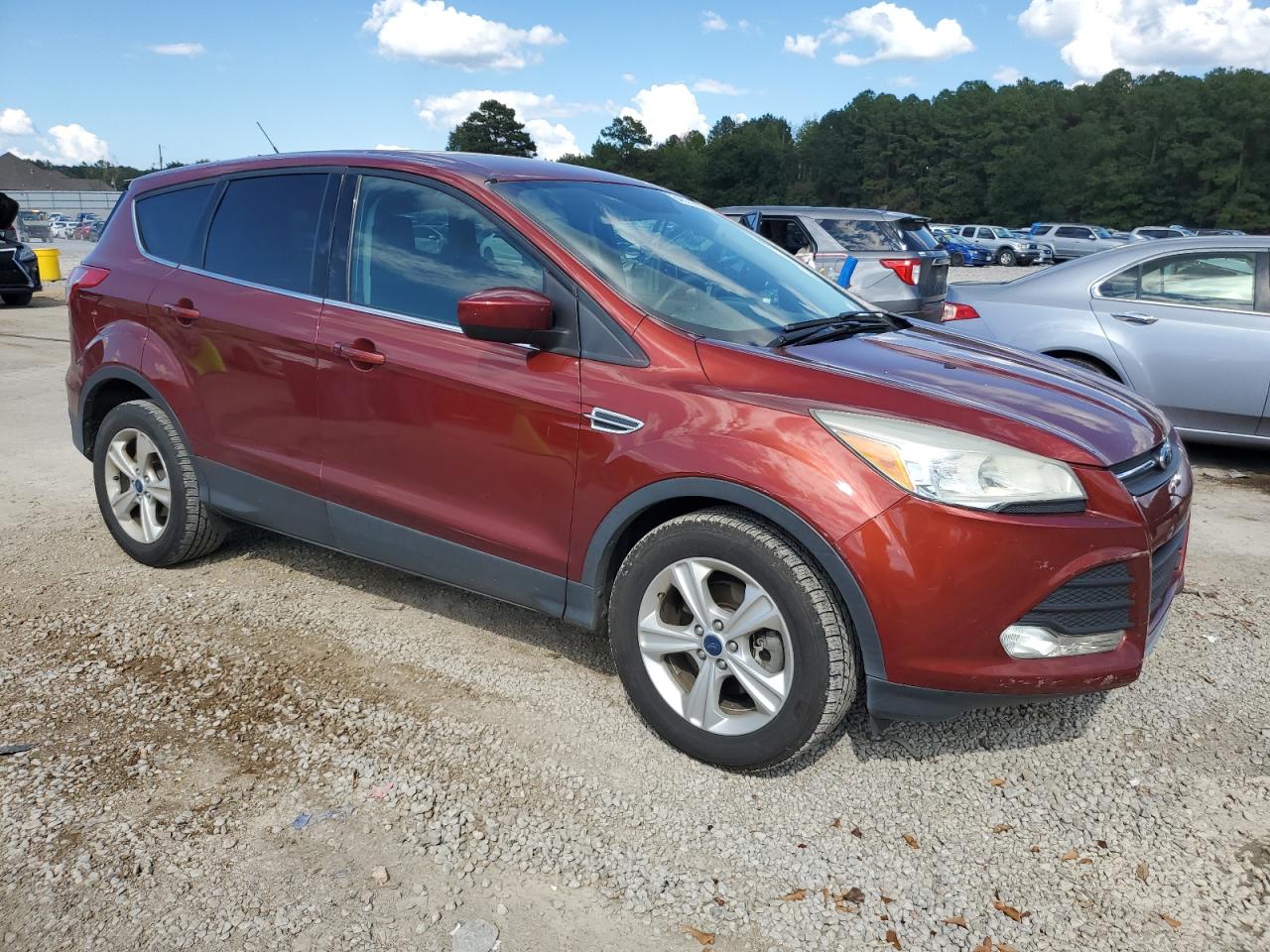 FORD ESCAPE SE