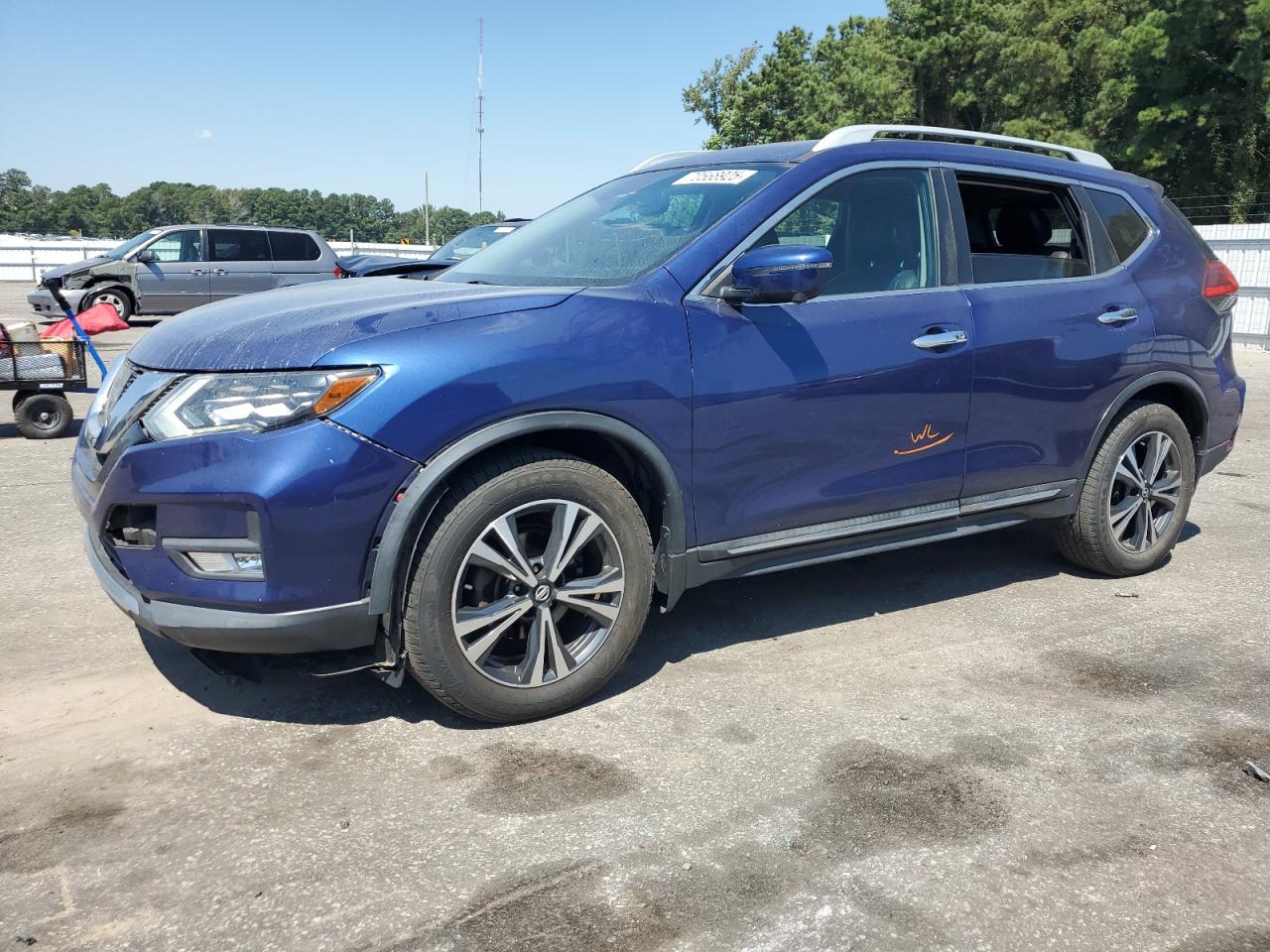 NISSAN ROGUE SV