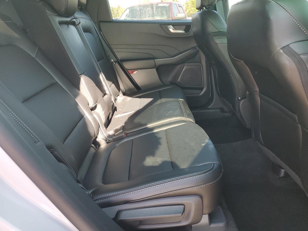 FORD ESCAPE PLATINUM