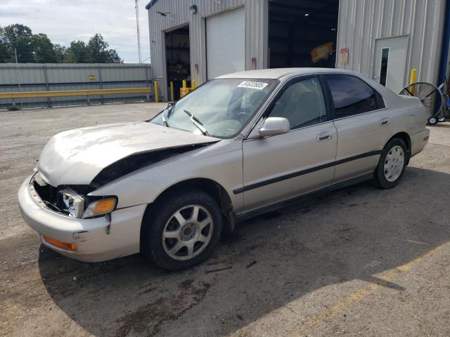 Global Auto Auctions: 1997 HONDA ACCORD LX