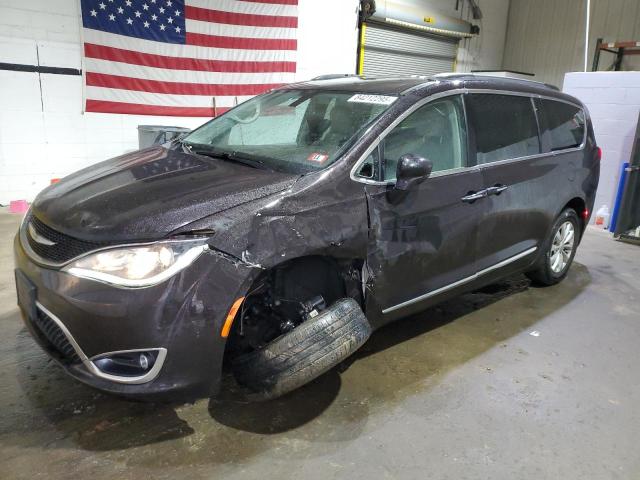 Global Auto Auctions: 2017 CHRYSLER PACIFICA T