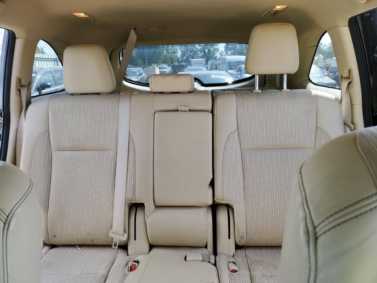 TOYOTA HIGHLANDER LE