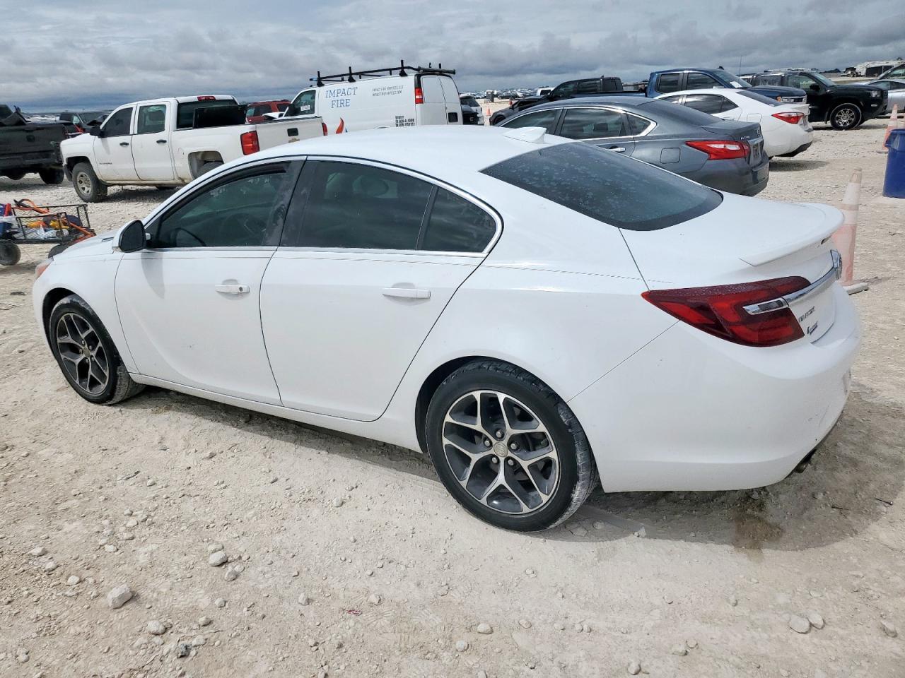 BUICK REGAL SPORT TOURING