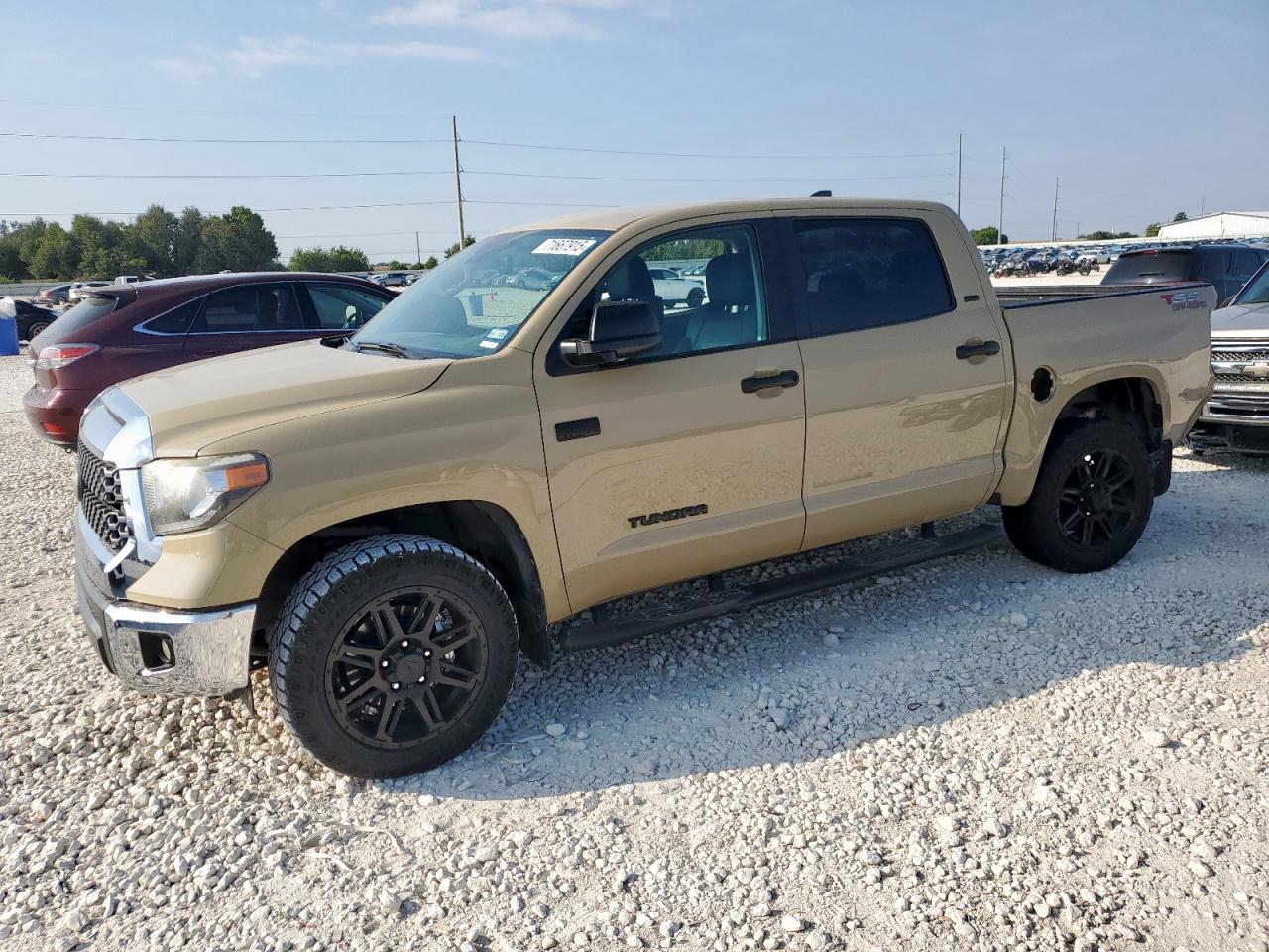 TOYOTA TUNDRA CREWMAX SR5