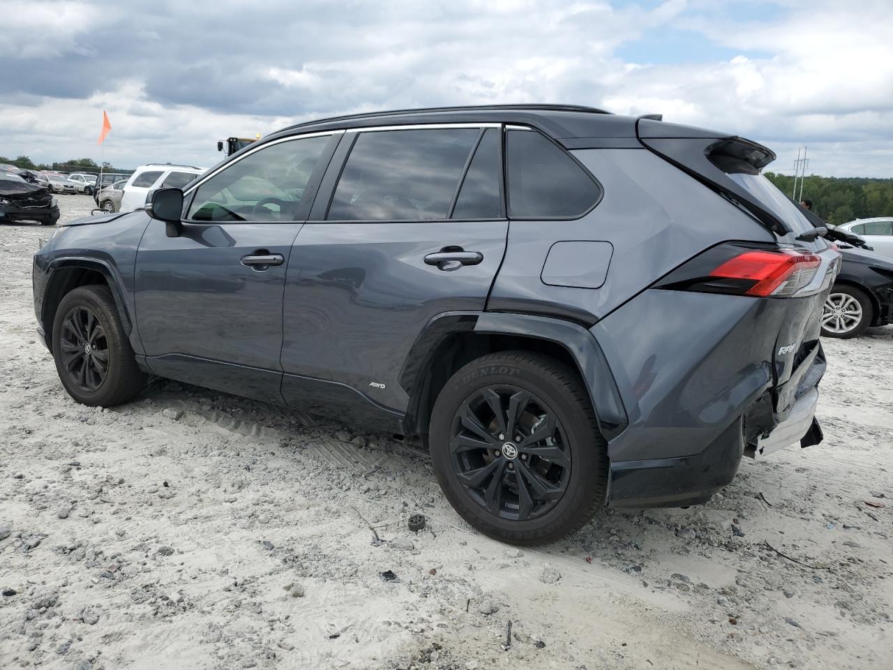 TOYOTA RAV4 XSE