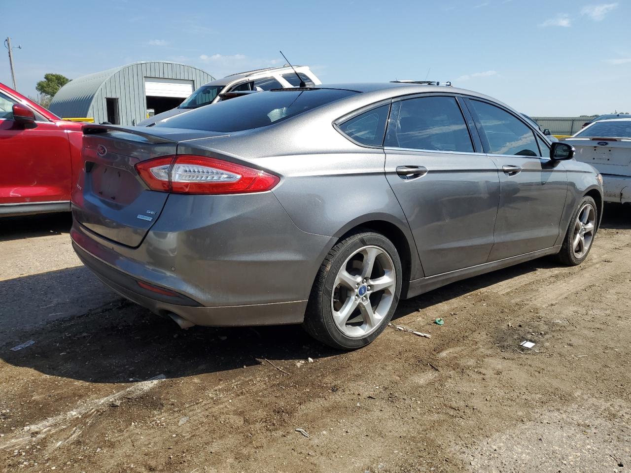FORD FUSION SE