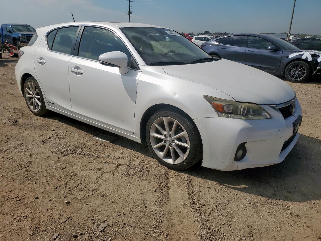 LEXUS CT 200H 200