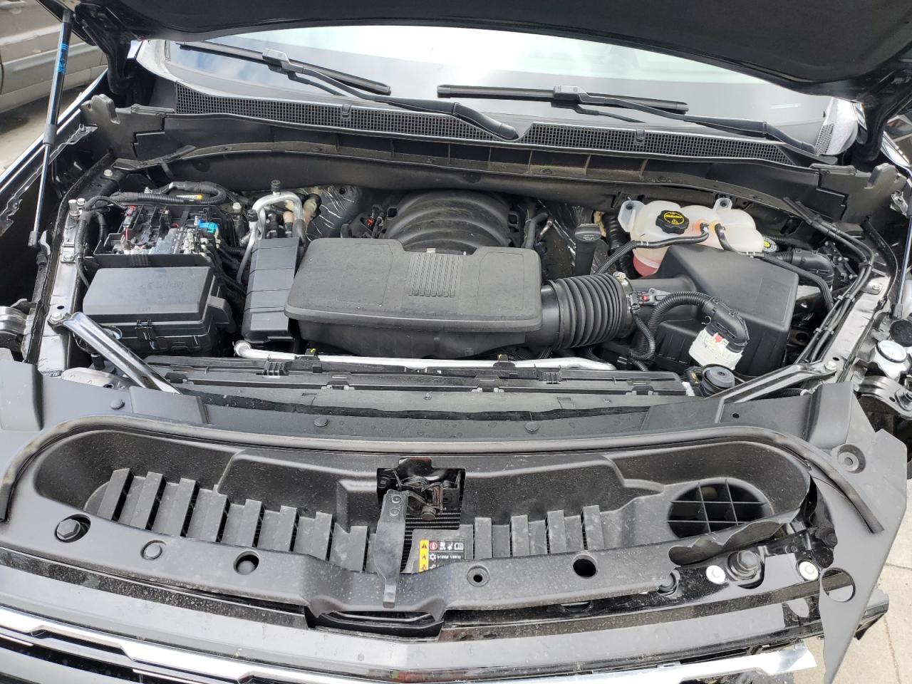 CHEVROLET SUBURBAN K1500 HIGH COUNTRY