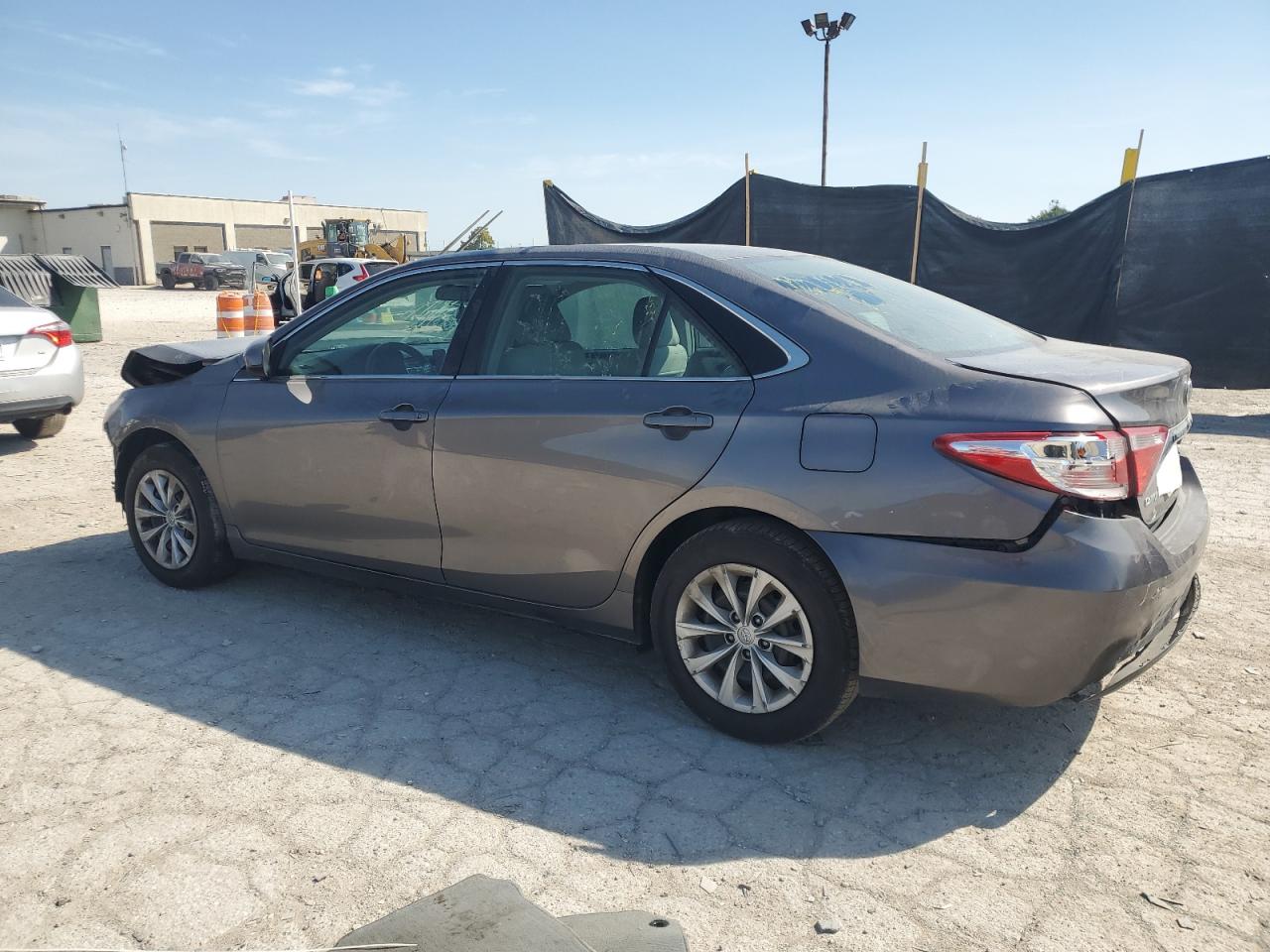 TOYOTA CAMRY LE
