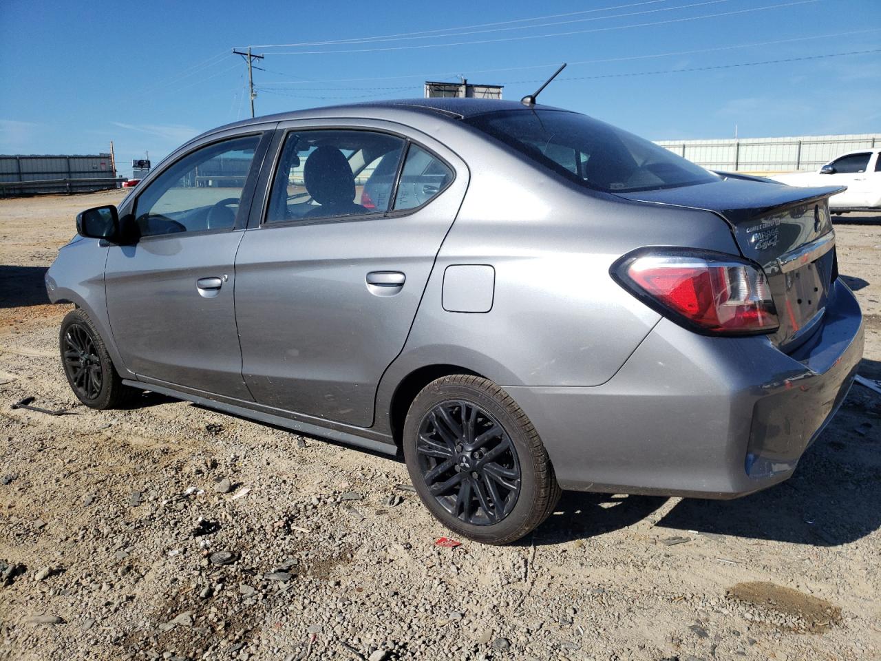 MITSUBISHI MIRAGE G4 ES