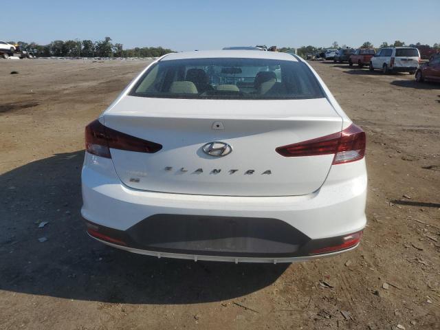 2019 HYUNDAI ELANTRA SE 5NPD74LF2KH461520