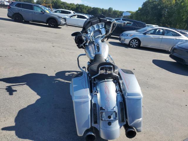 2015 HARLEY-DAVIDSON FLHXS STRE 1HD1KRM1XFB602549