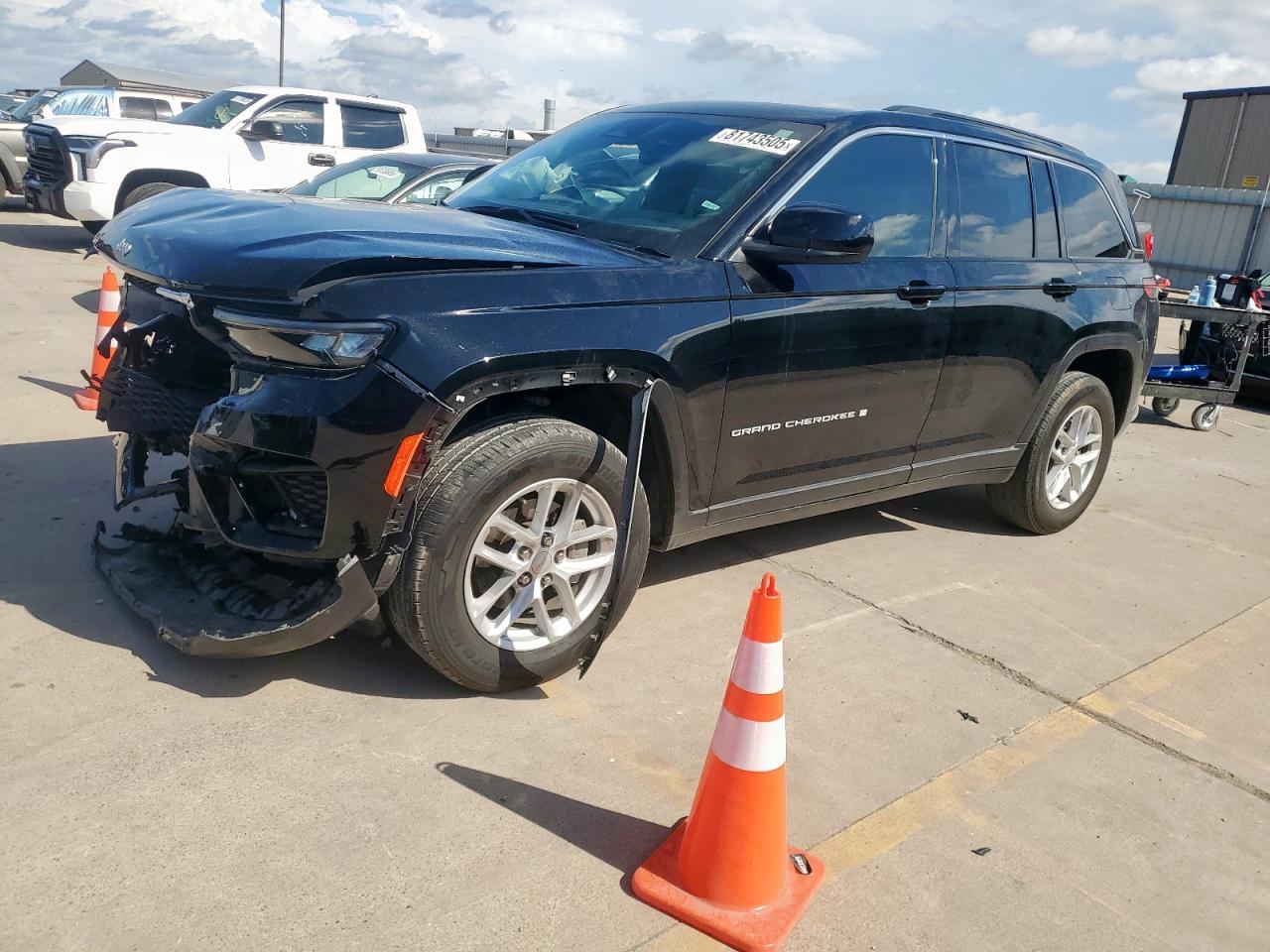 JEEP GRAND CHEROKEE LAREDO
