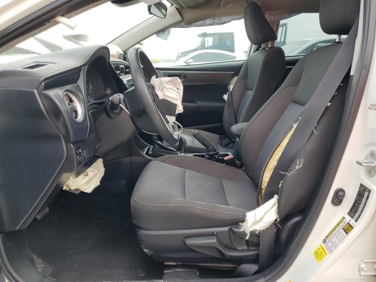 Lot #3316141217 2018 TOYOTA COROLLA L