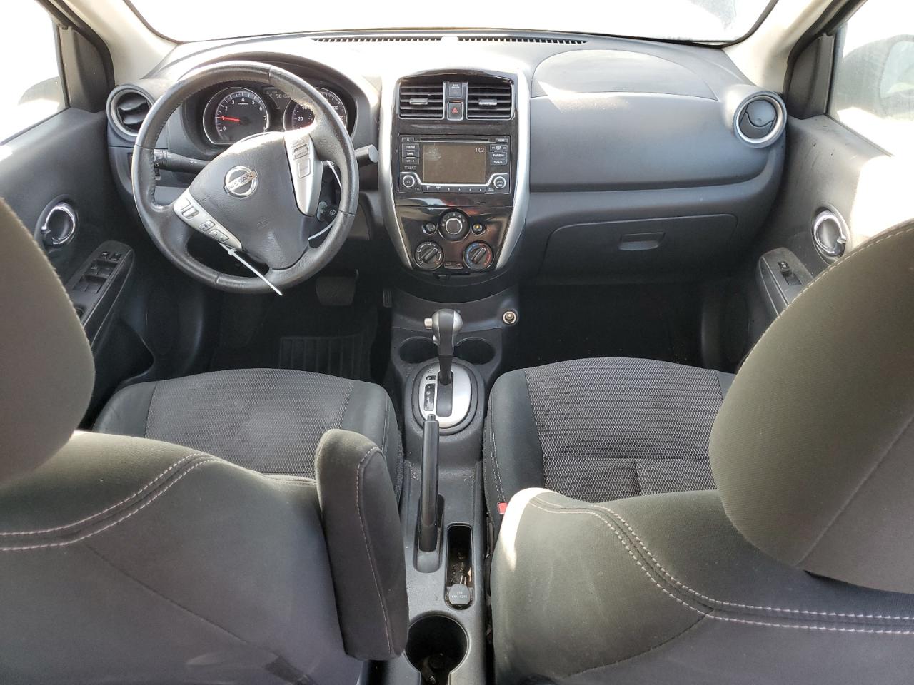 NISSAN VERSA S