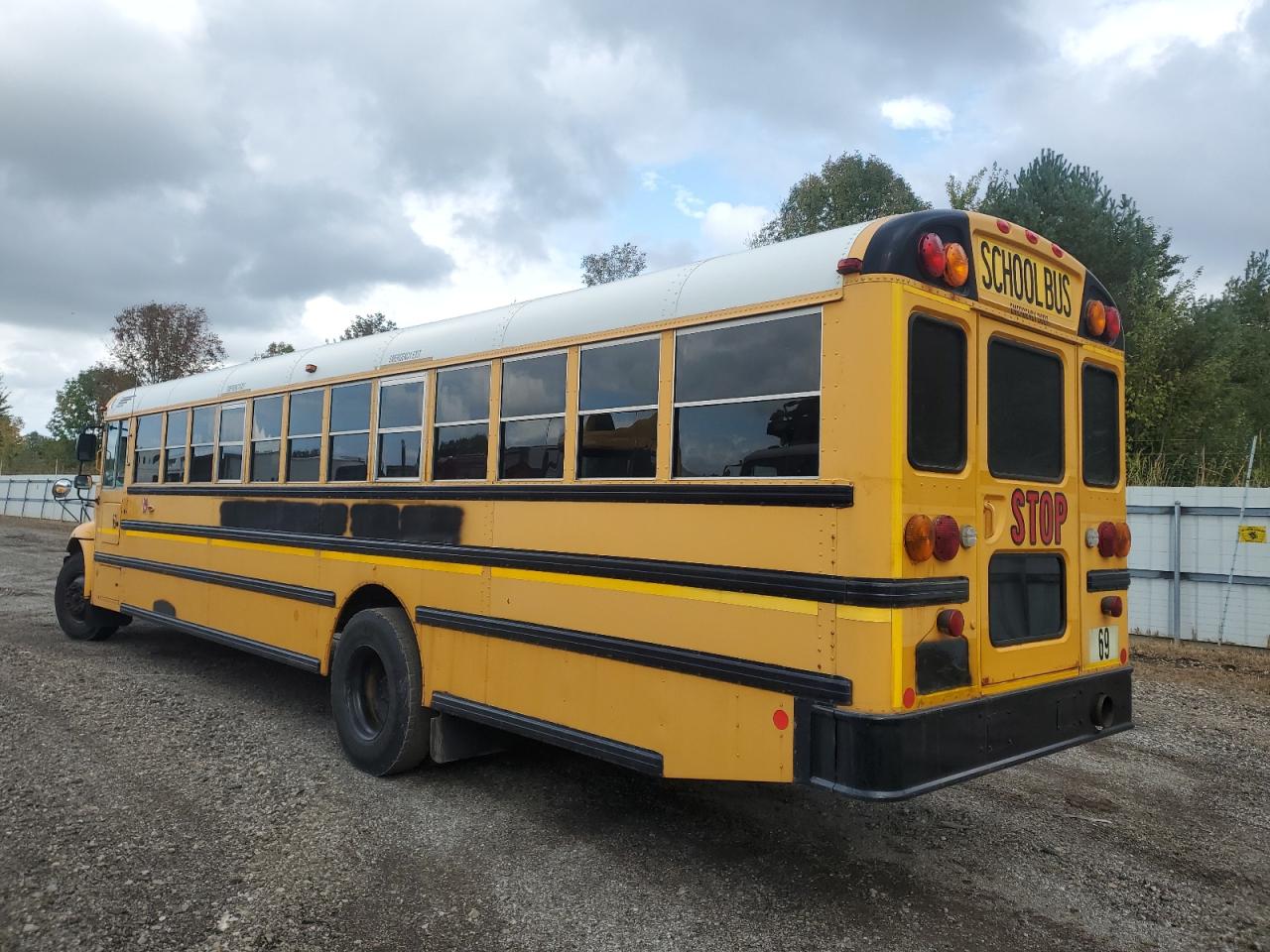 Lot #3268302077 2014 IC CORPORATION CE SERIES