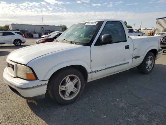 GMC SONOMA 1998 white  gas 1GTCS14X2W8501695 photo #1
