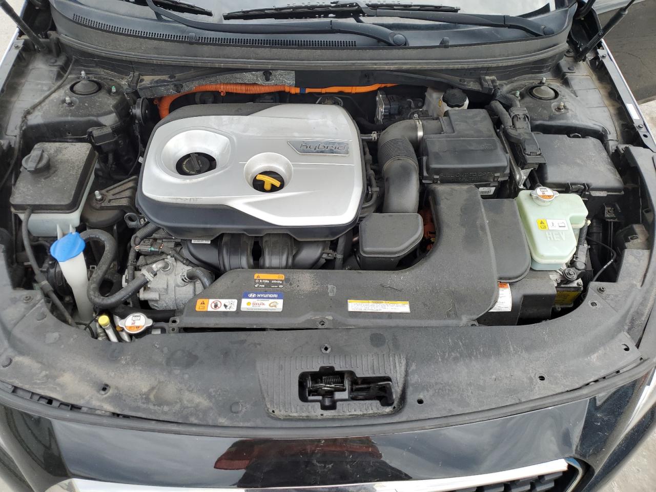 HYUNDAI SONATA HYBRID