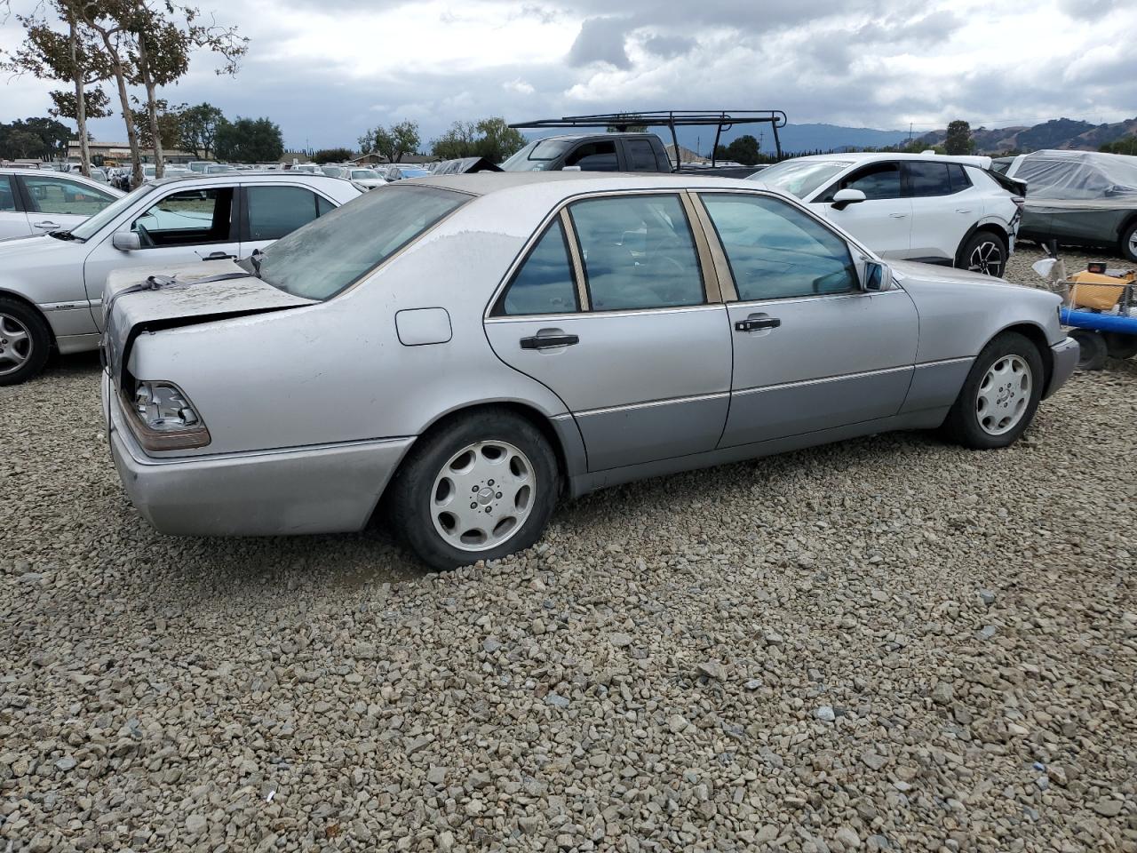 Lot #3301875466 1993 MERCEDES-BENZ 300 SE