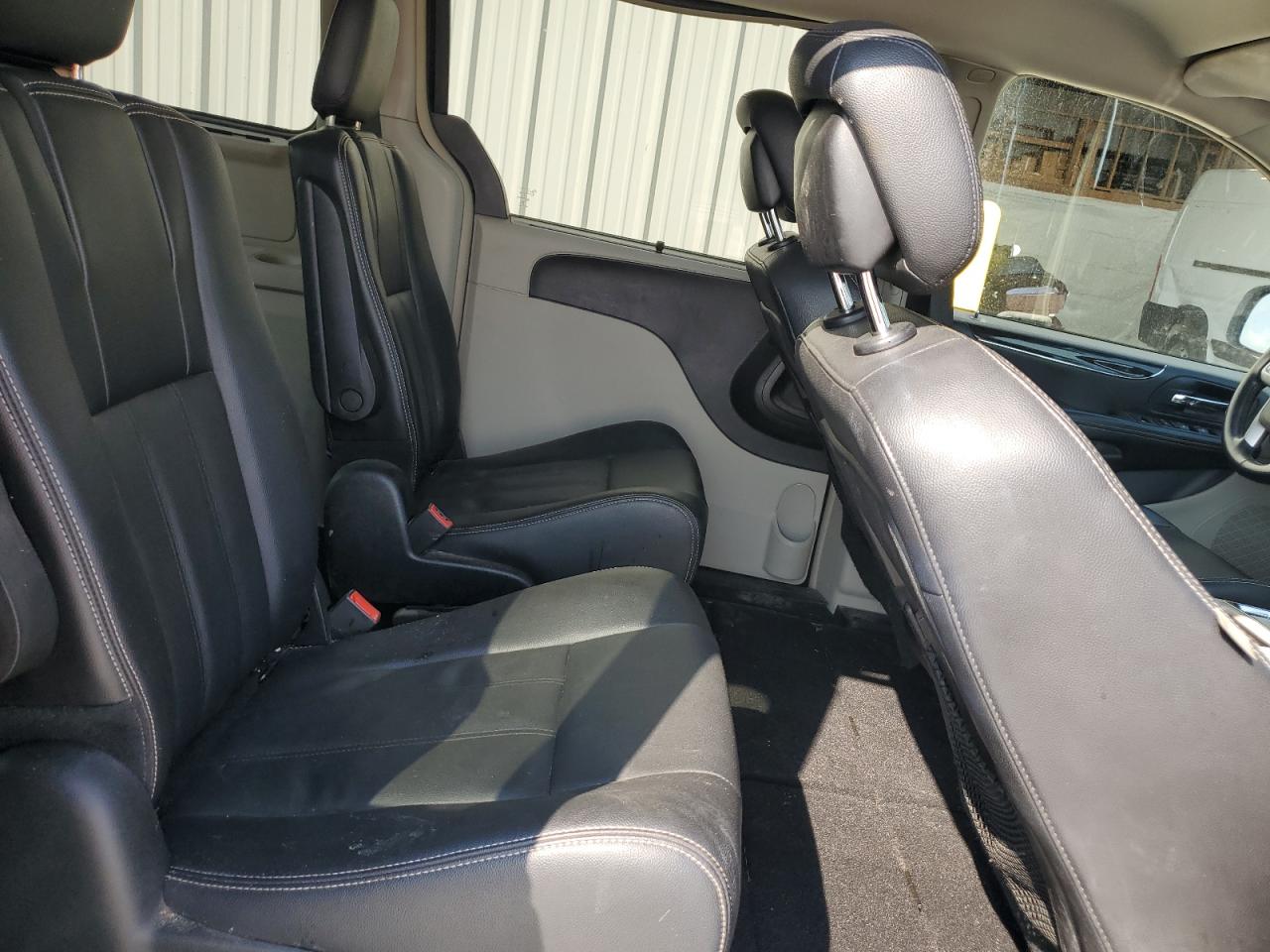 CHRYSLER TOWN & COUNTRY TOURING